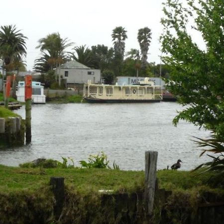 Blue House Villa Awanui Exterior photo
